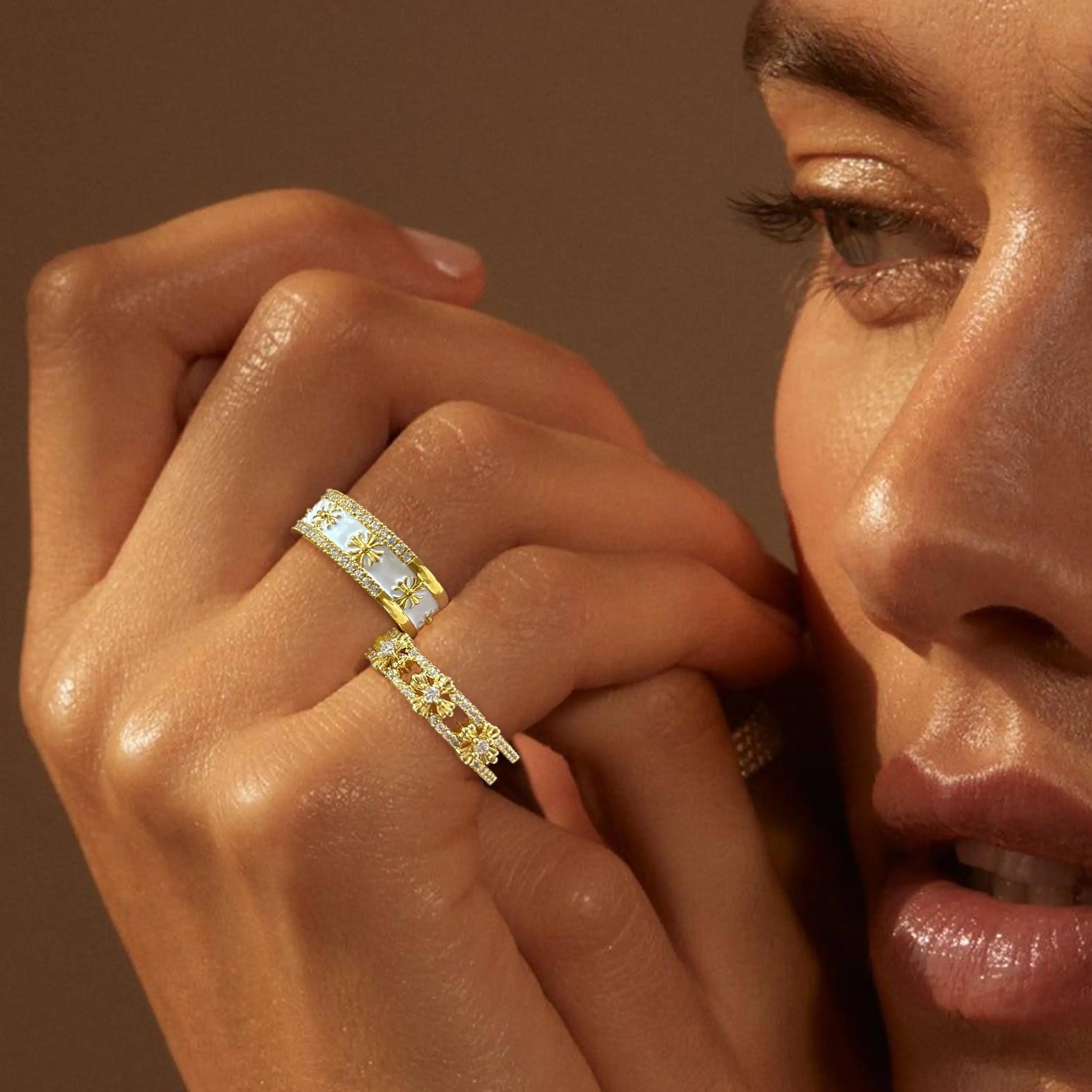 Openwork enamel ring