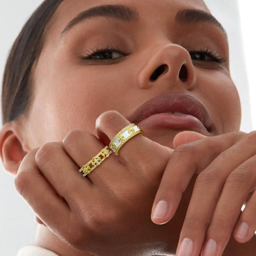 Openwork enamel ring