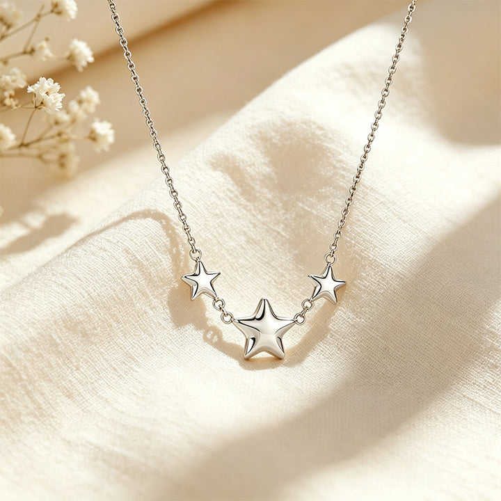 Star Pendant Chain Necklace