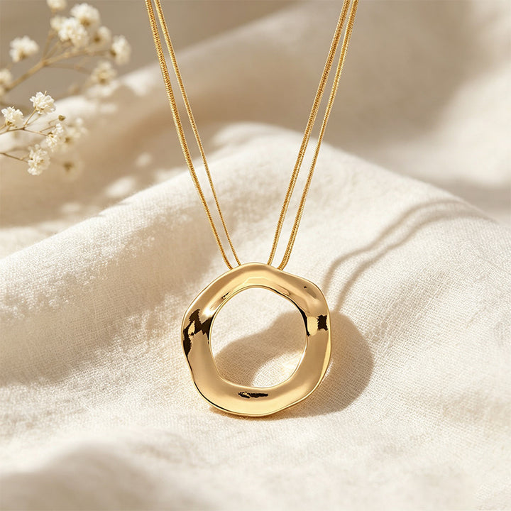 Circle Pendant Necklace