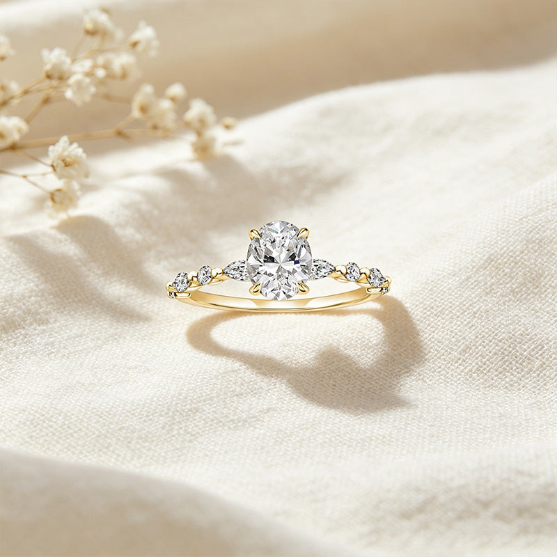 Oval Cut Moissanite Ring