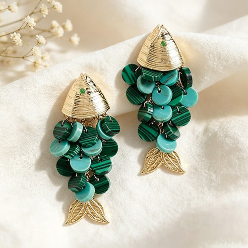 Fish-shaped earrings with pearl scales