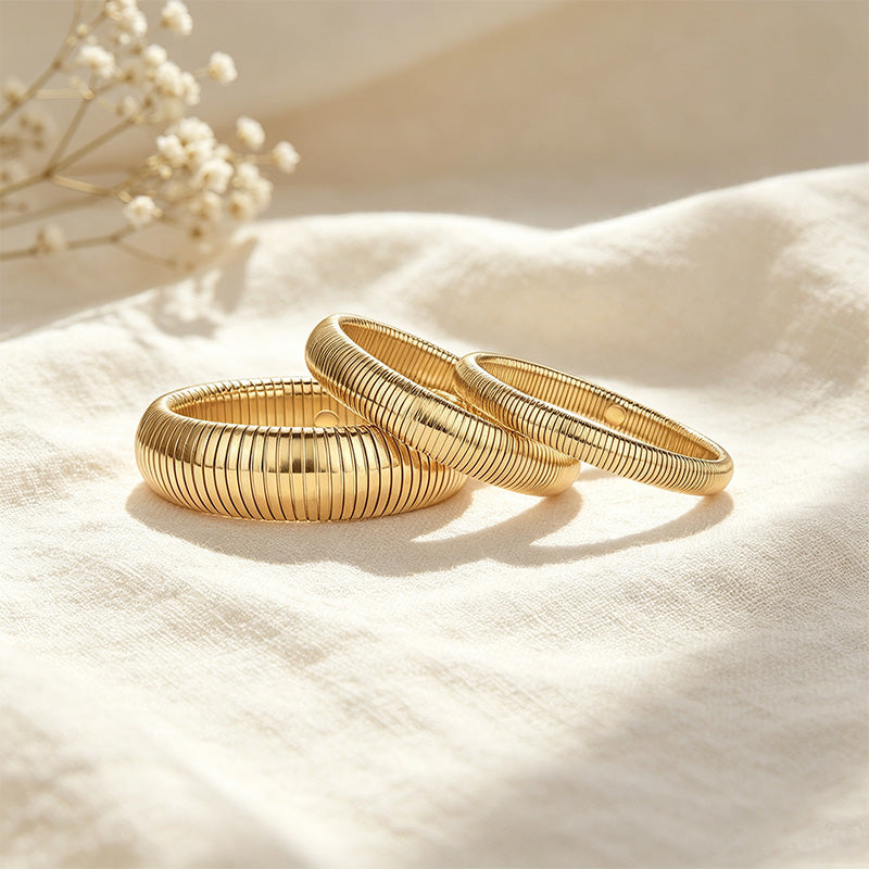 Snake-Shaped Stretch Bracelet
