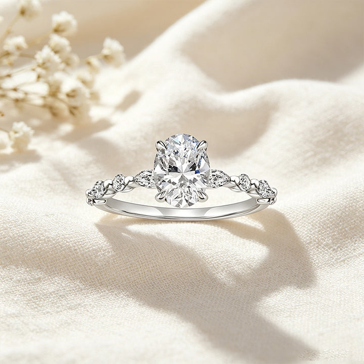 Oval Cut Moissanite Ring
