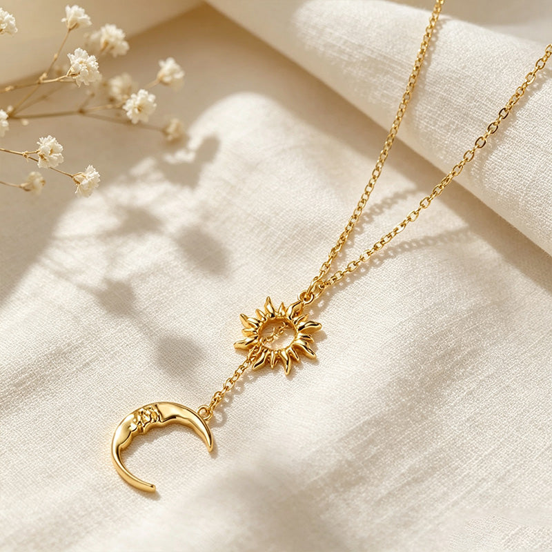 Moon  Pendant  Necklace