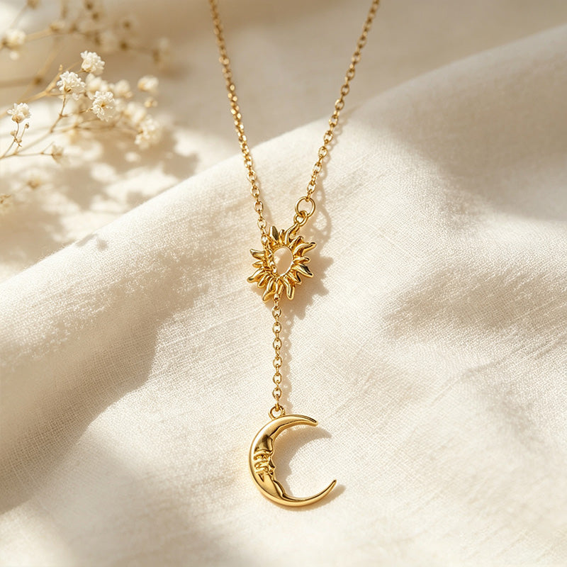 Moon  Pendant  Necklace