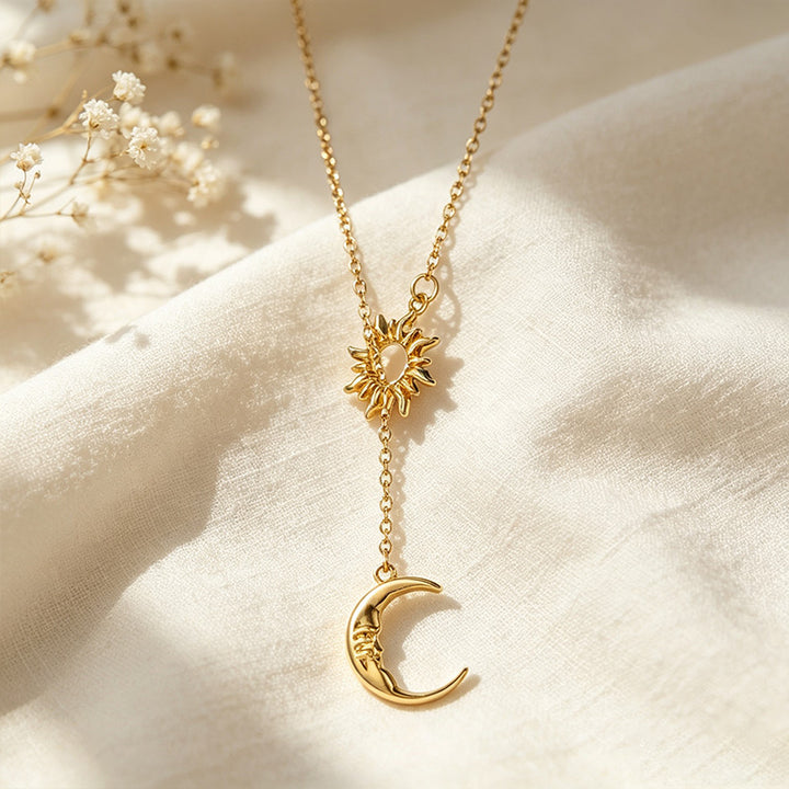 Moon  Pendant  Necklace