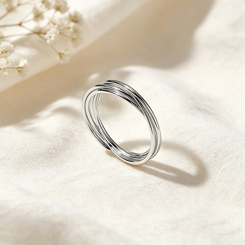 Interlocking Three-Ring Band