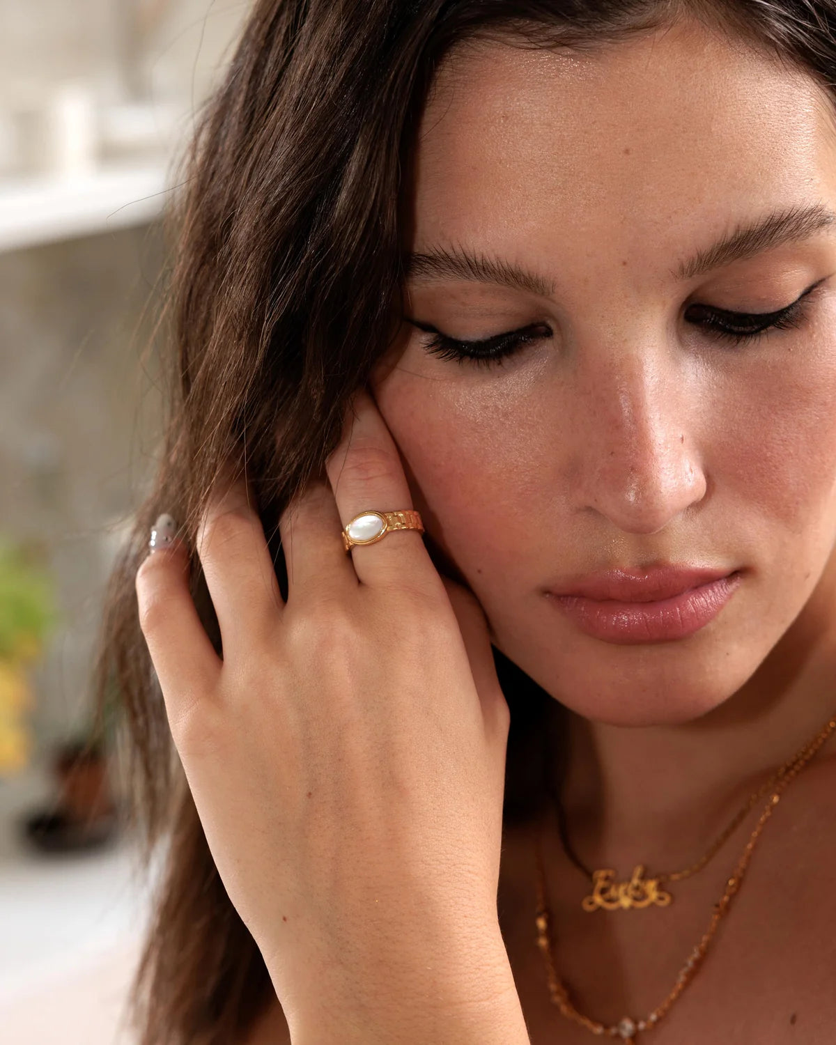 Mother-of-Pearl Link Band Ring