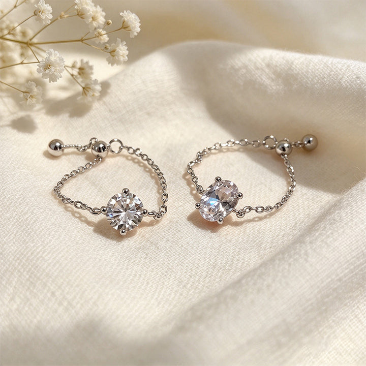 Moissanite Chain Band Ring
