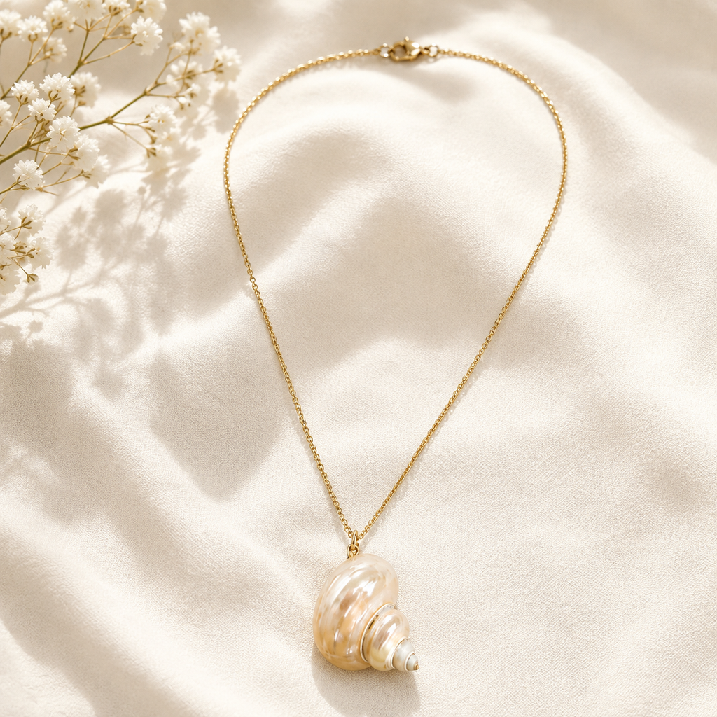 Natural Shell Pendant Necklace