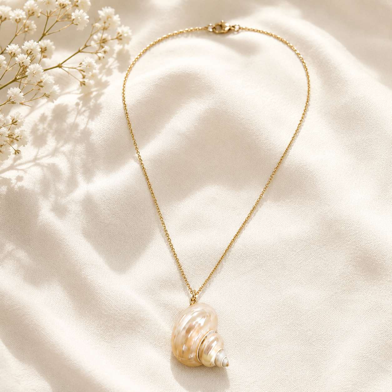 Natural Shell Pendant Necklace