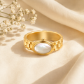 Mother-of-Pearl Link Band Ring