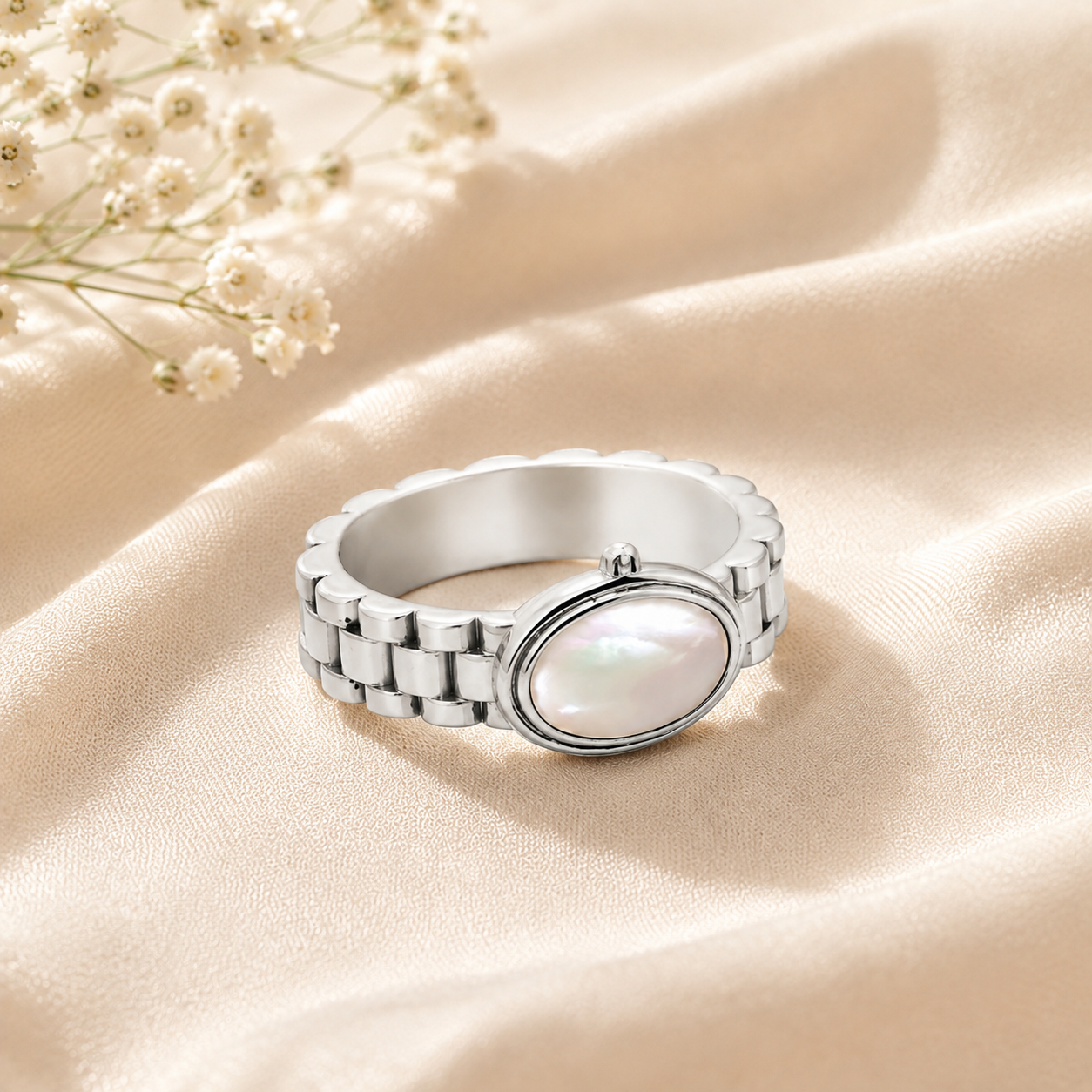 Mother-of-Pearl Link Band Ring