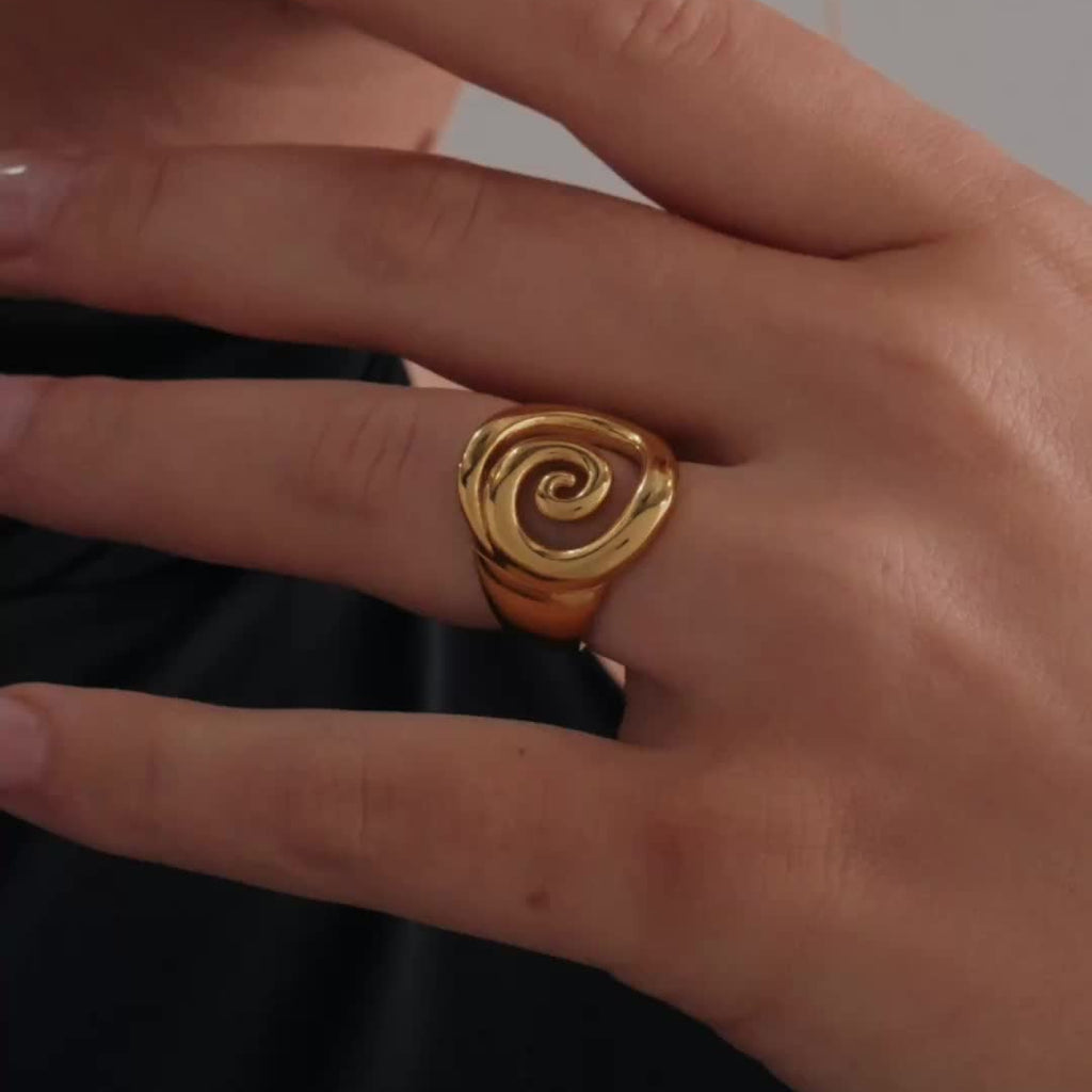 Swirl Spiral Ring