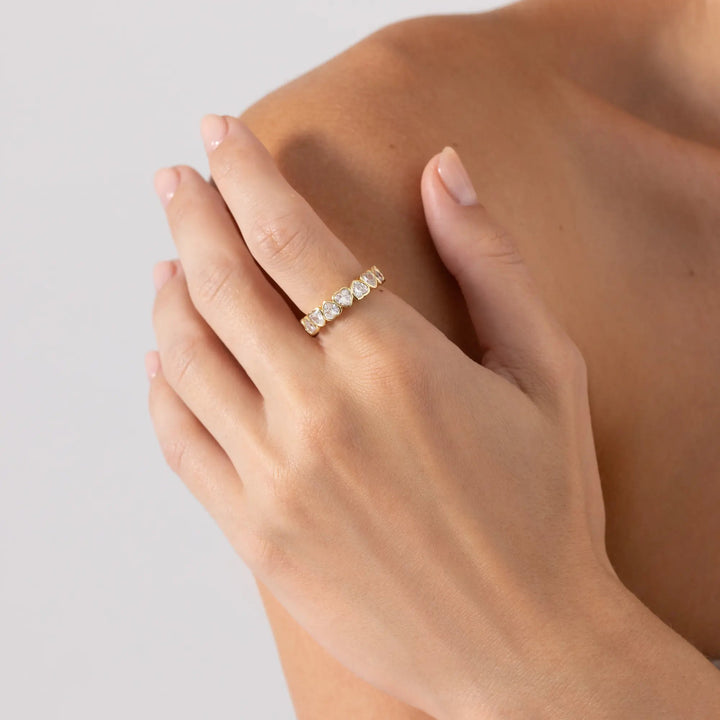 Heart-Paved Band Ring