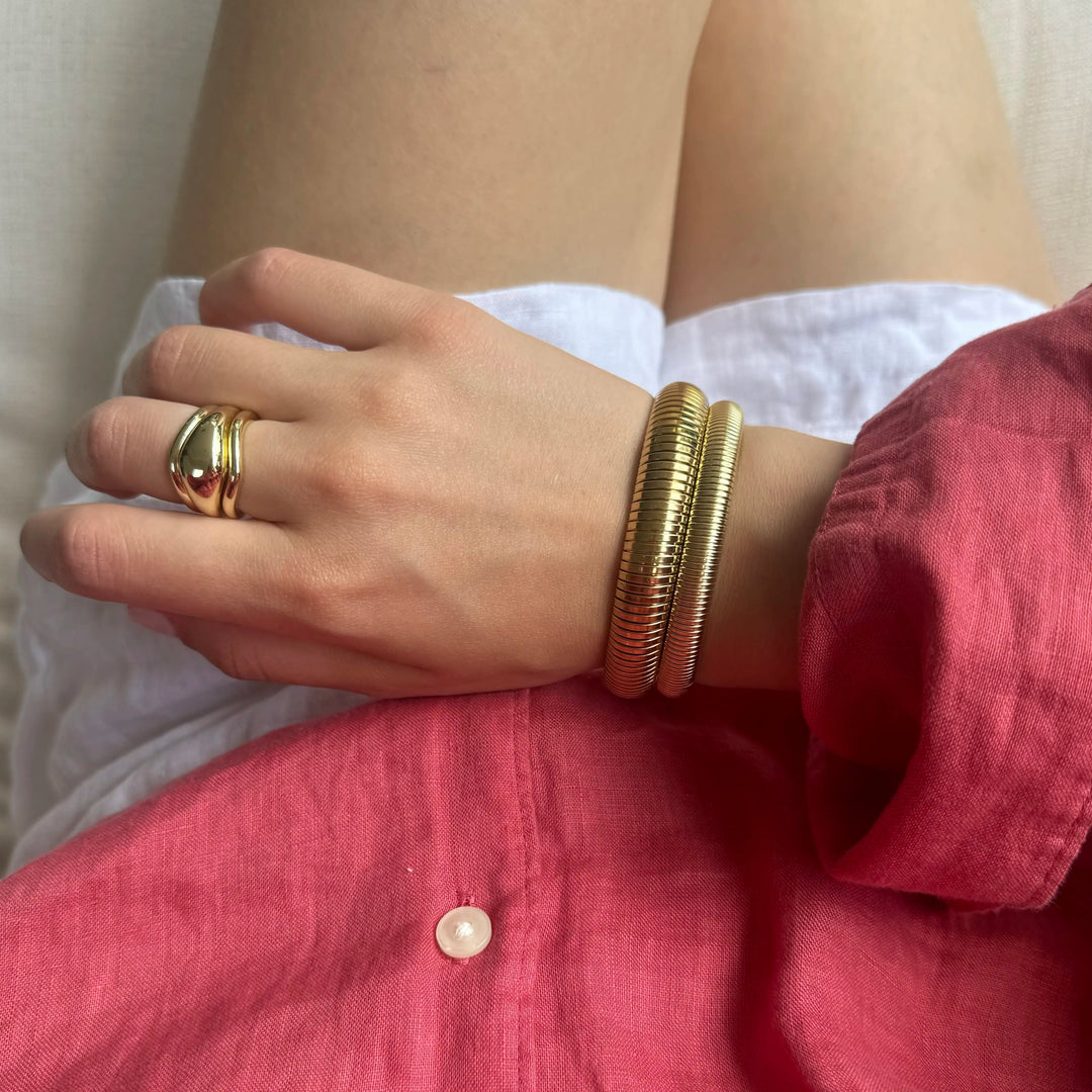 Snake-Shaped Stretch Bracelet