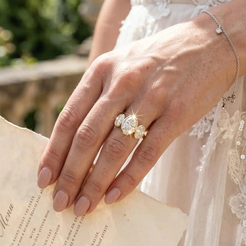 Oval Moissanite Diamond Ring
