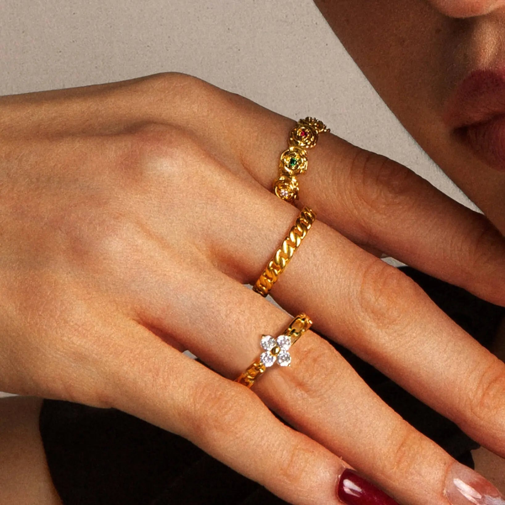 Clover Zircon Ring